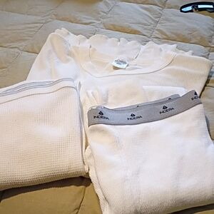 White Thermal Set Top With 2 Pr Pants